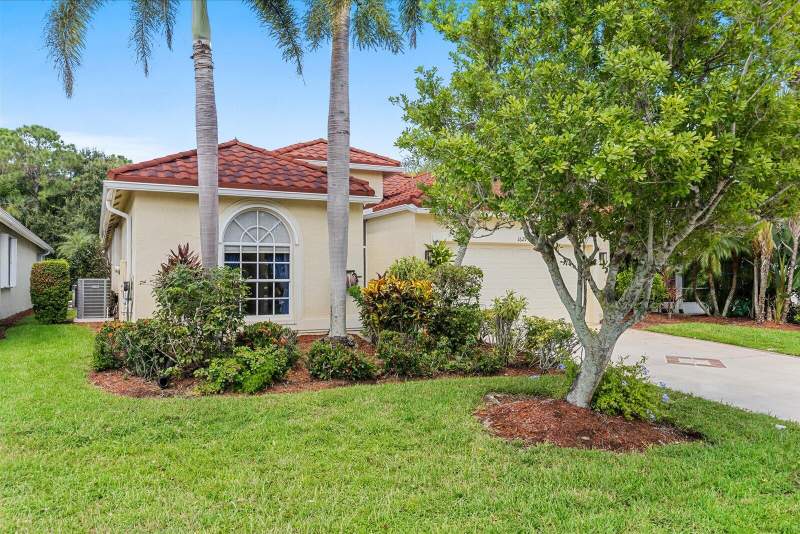 3 bedroom Single Family Residence at 1629 SE Shelburnie Way, Highland Glen, Port St. Lucie — photo 4