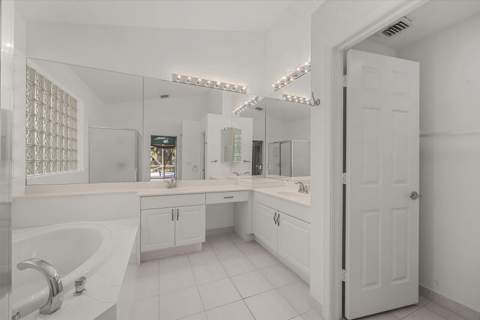 1629 SE Shelburnie Way, Port St. Lucie FL - photo 23 of 65