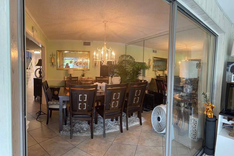 2 bedroom Condominium at 627 Laconia Circle #B, Covered Bridge Condo, Lake Worth — photo 5