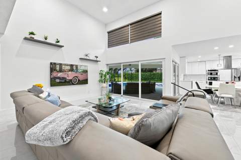 6451 Eastpointe Pines Street, Palm Beach Gardens FL - photo 15 of 44
