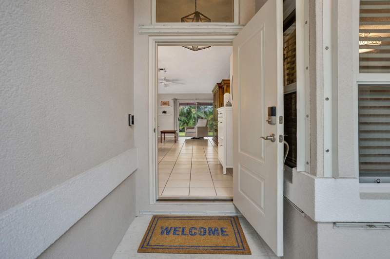 3 bedroom Single Family Residence at 3763 S Lancewood Place, Sabal Lakes Ph 2, Delray Beach — photo 3