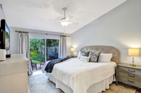 3763 S Lancewood Place, Delray Beach FL - photo 14 of 27