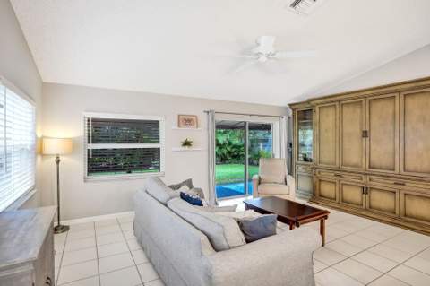 3763 S Lancewood Place, Delray Beach FL - photo 10 of 27