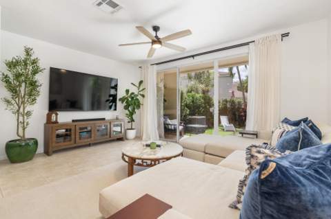 9086 Tremezzo Lane, Boynton Beach FL - photo 10 of 35