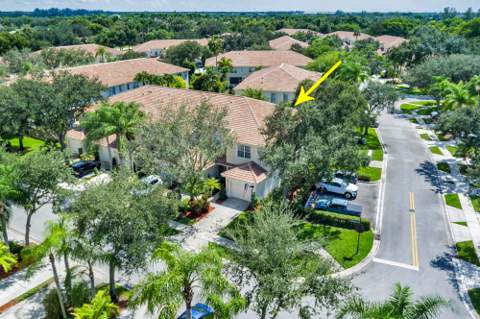 9086 Tremezzo Lane, Boynton Beach FL - photo 24 of 35