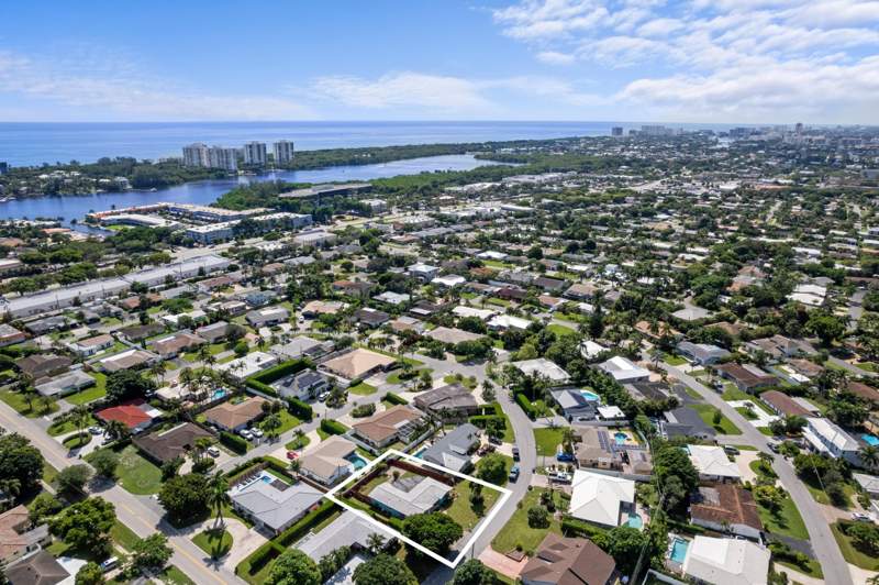 3 bedroom Single Family Residence at 2750 NE 27th Circle, Boca Woods, Boca Raton — photo 2