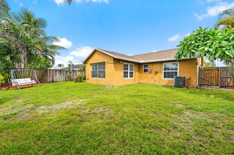 171 Banyan Circle, Jupiter FL - photo 15 of 16