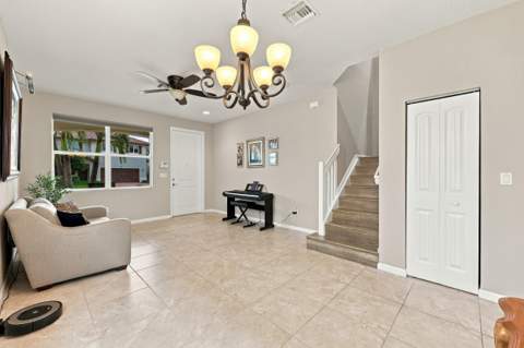 6854 Langdon Way, Lake Worth FL - photo 23 of 81