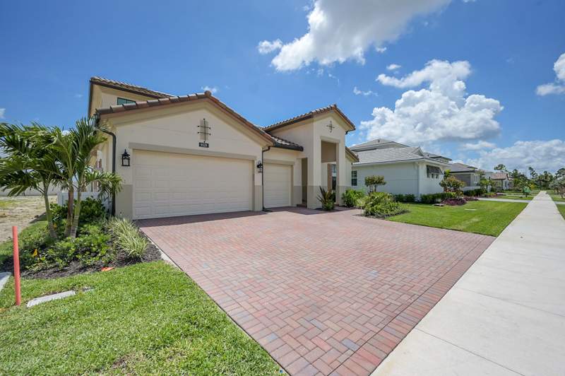 4 bedroom Single Family Residence at 9528 St. Germain Drive, Avenir / L'Ambiance at Avenir, Palm Beach Gardens — photo 2