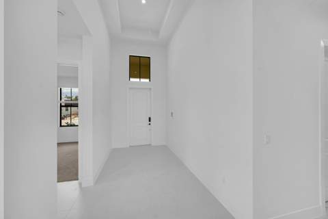 9528 St. Germain Drive, Palm Beach Gardens FL - photo 6 of 43