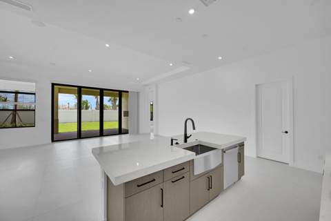 9528 St. Germain Drive, Palm Beach Gardens FL - photo 18 of 43