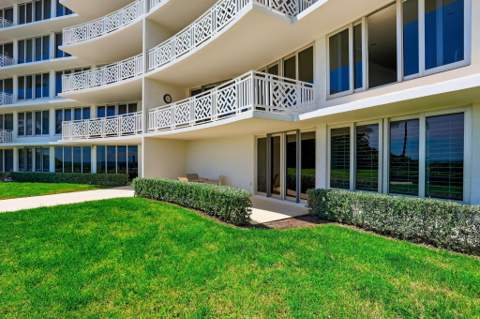 1225 S Ocean Boulevard #101, Delray Beach FL - photo 22 of 38