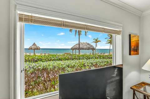1225 Hillsboro Mile #B2, Hillsboro Beach FL - photo 21 of 68