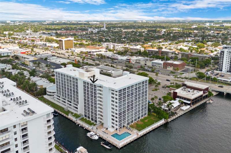 2 bedroom Condominium at 3100 NE 49th Street #1105, Royal Mariner Condo, Fort Lauderdale — photo 2