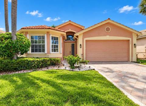 7403 Twin Falls Drive, Boynton Beach FL - photo 9 of 101