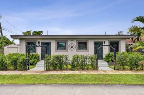 800 N 59Th Avenue #1-2, home for sale in Hollywood 33021