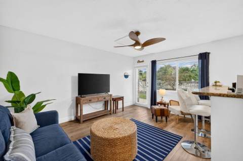 3232 Canal Drive, Pompano Beach FL - photo 13 of 54