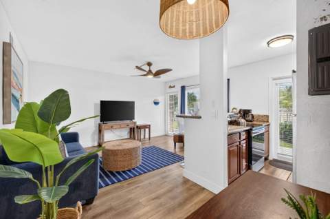 3232 Canal Drive, Pompano Beach FL - photo 16 of 54