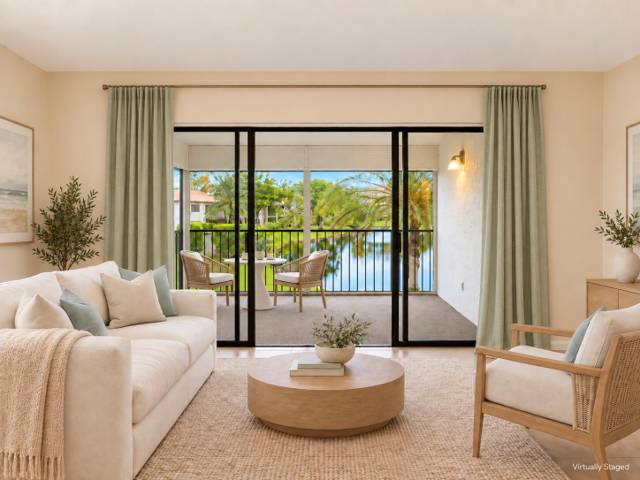 9307 Vista Del Lago #17B