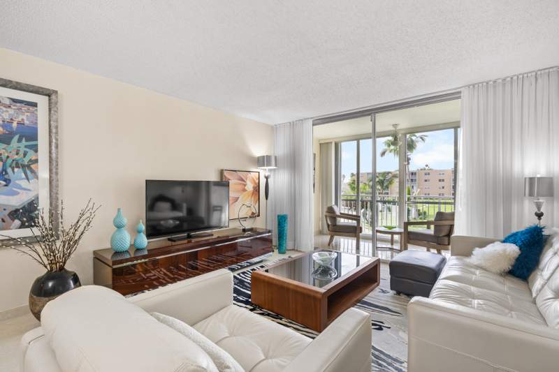 1 bedroom Condominium at 202 SE 10th Street #205, Meadowbrook Lakes 2, Dania Beach — photo 4
