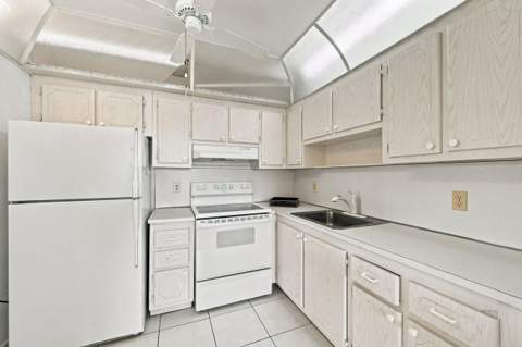 334 Seville N, Delray Beach FL - photo 19 of 37