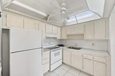 334 Seville N, Delray Beach FL - photo 20 of 37