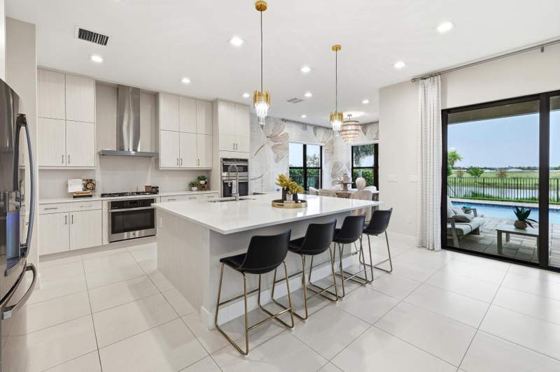 5 bedroom Single Family Residence at 13143 Feathering Way, Avenir Pod, Palm Beach Gardens — photo 5