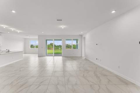 10953 SW Orana Drive, FL - photo 6 of 12