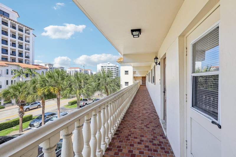 2 bedroom Condominium at 200 E Royal Palm Road #3040, Boca Golfview Condo, Boca Raton — photo 5
