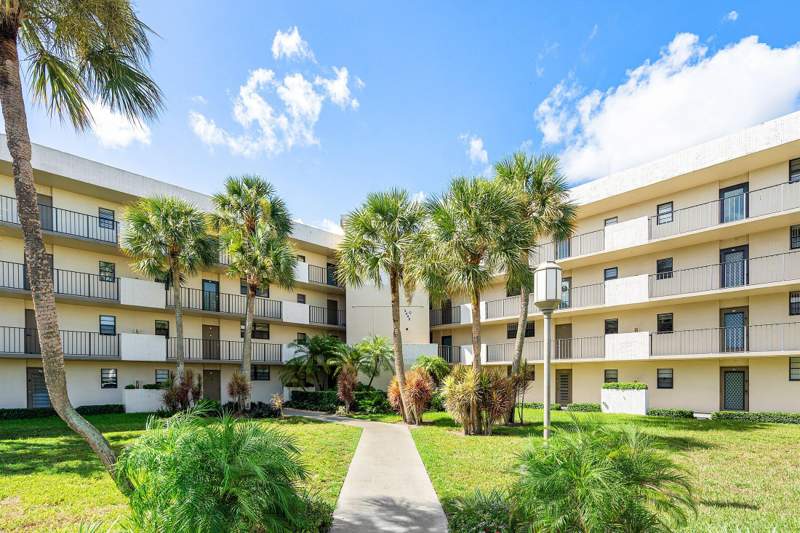 2 bedroom Condominium at 2440 Deer Creek Country Club Boulevard #405-C, Deer Creek Country Club, Deerfield Beach — photo 2