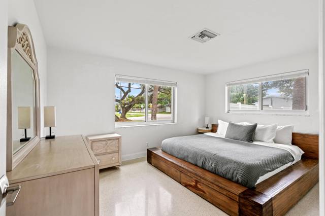 690 SE 5th Court, home for sale in Pompano Beach