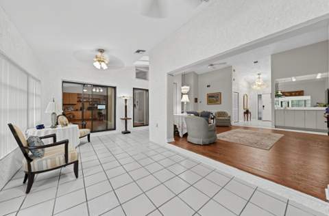 5628 Pleasant Valley Lane, Delray Beach FL - photo 22 of 39