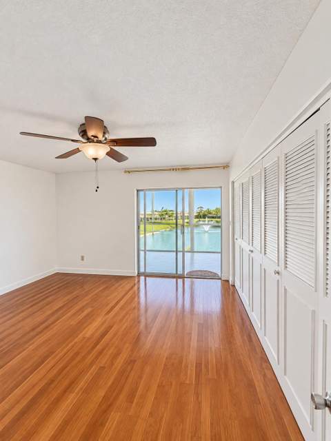 2724 Garden Drive #407, Lake Worth FL - photo 7 of 16