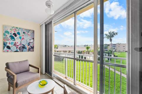 202 SE 10th Street #205, Dania Beach FL - photo 19 of 23