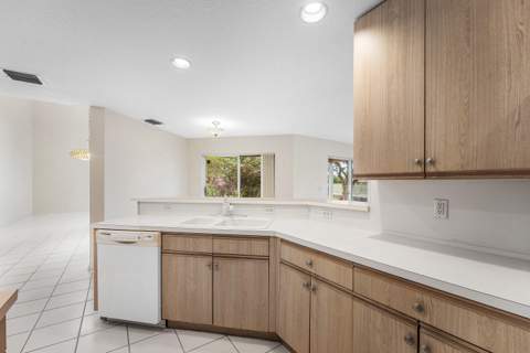 23350 Torre Circle, Boca Raton FL - photo 16 of 56