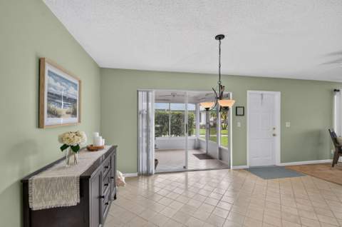 10137 S 44th Avenue, Boynton Beach FL - photo 6 of 26