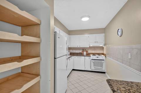 10137 S 44th Avenue, Boynton Beach FL - photo 9 of 26