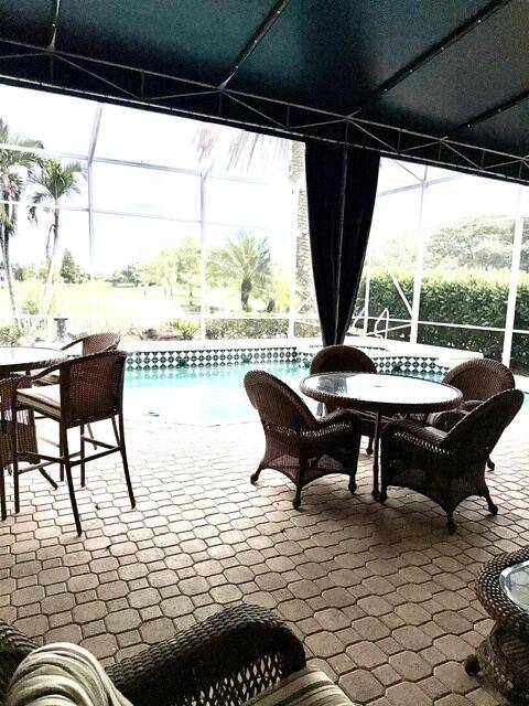 8047 N SAVANNAH Circle, home for sale in Davie