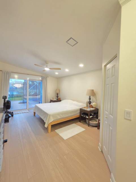 1210 Oakwater Drive, Royal Palm Beach FL - photo 7 of 21