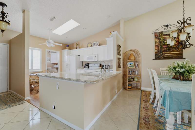 2 bedroom Villa at 6375 Mill Pointe Circle, Huntington Pointe, Delray Beach — photo 3