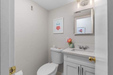 2400 NE 33rd Avenue #209, Fort Lauderdale FL - photo 15 of 38