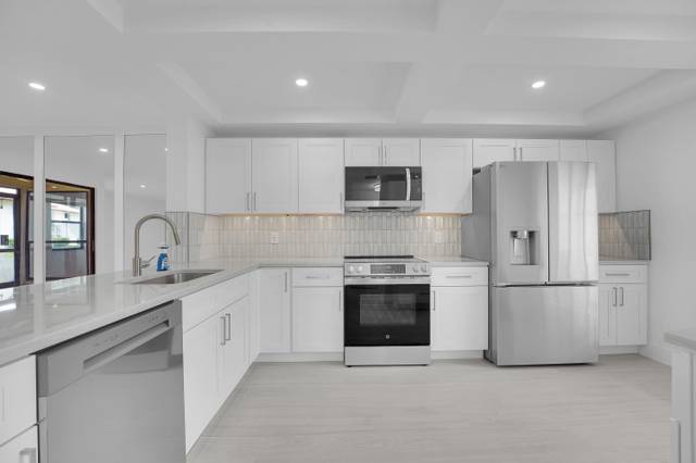 3373 LUCERNE PARK Drive, home for sale in Greenacres