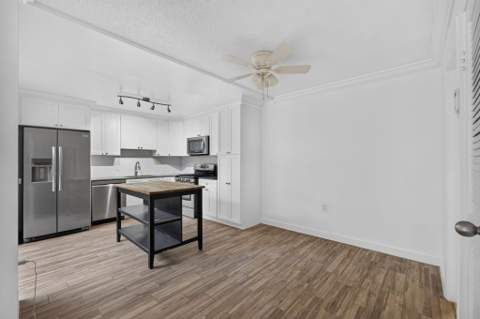 2003 20th Lane, Palm Beach Gardens FL - photo 14 of 52