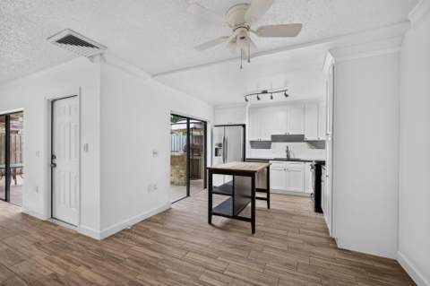 2003 20th Lane, Palm Beach Gardens FL - photo 16 of 52