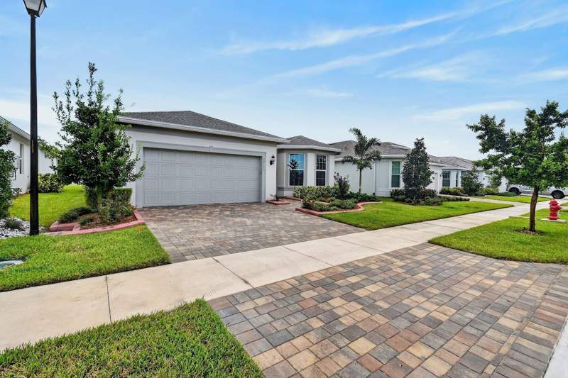 3 bedroom Single Family Residence at 13133 SW Smalt Lane, Del Webb At Tradition Plat No. 5B & 6, Port St. Lucie — photo 4