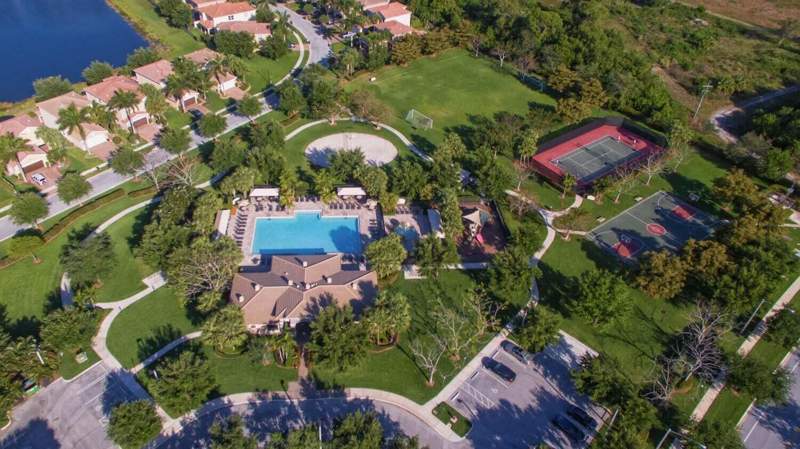 3 bedroom Townhouse at 7530 Spatterdock Drive, Mini Assemblage Pud, Boynton Beach — photo 3