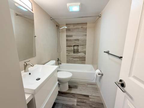 907 Meadows Circle, Boynton Beach FL - photo 13 of 17