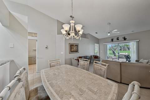 8464 Logia Circle, Boynton Beach FL - photo 11 of 38
