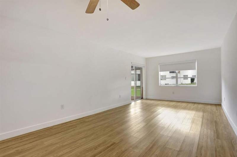 1 bedroom Condominium at 6507 Winfield Boulevard #110-C, Margate Village Phase II Condo, Margate — photo 5
