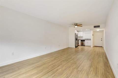 6507 Winfield Boulevard #110-C, Margate FL - photo 7 of 27